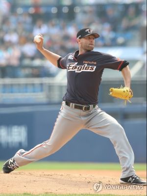 Alessandro-Alex-Maestri-Hanwha-Eagles-Kbo-Baseball (5)