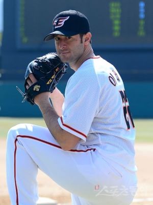 Alessandro Alex Maestri Hanwha Eagles Corea Baseball (10)