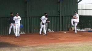 Alex Maestri Pitcher Japan Buffaloes 2014 (281)