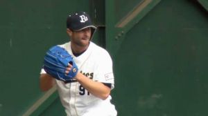 Alex Maestri Pitcher Japan Buffaloes 2014 (288)