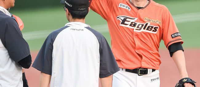 Maestri tagliato dagli Eagles